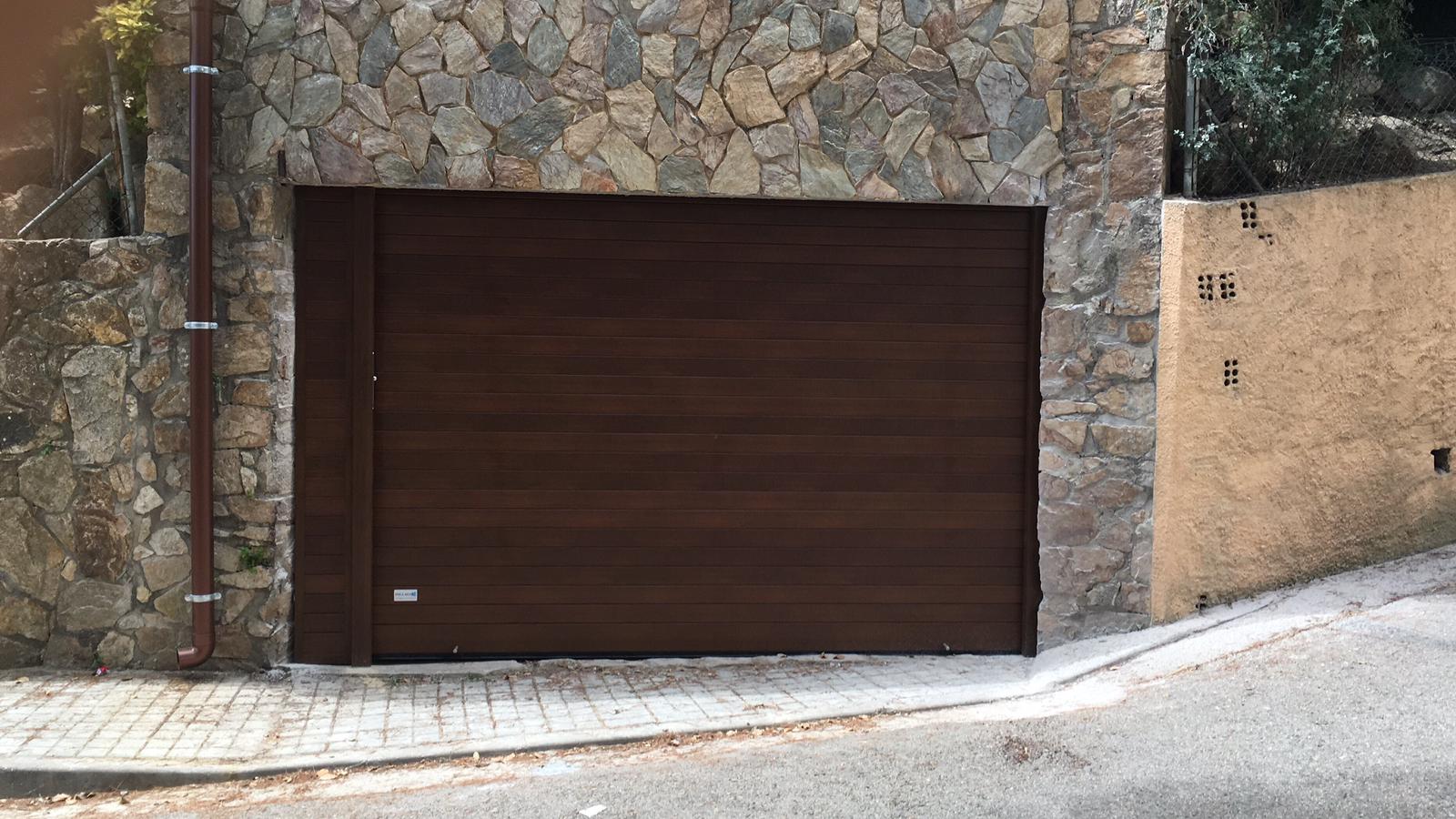 Puerta enrollable 4
